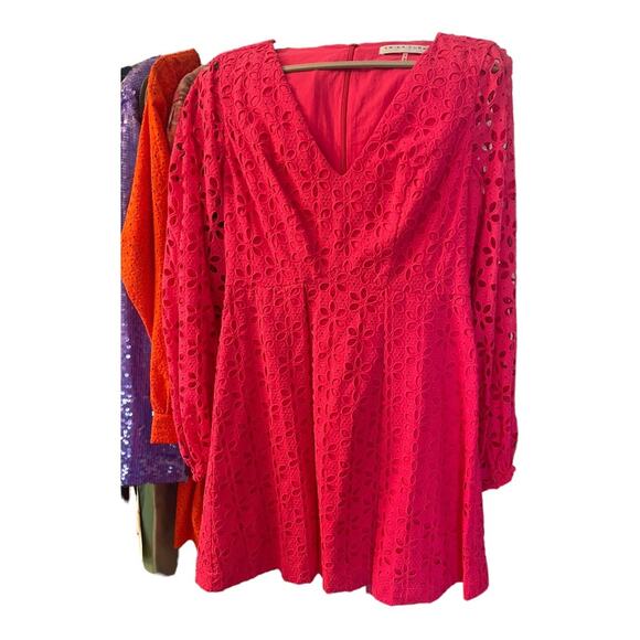 Trina Turk Grazia Mini Dress Long Sleeve Eyelet Boho Summer Feminine Garden Sz 6 - Picture 4 of 5